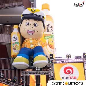 Inflatable Ichitan product mascot at a product launch event