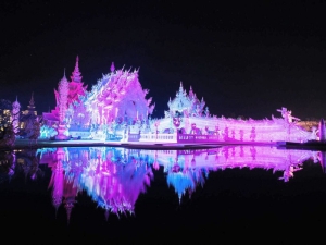 วัดร่องขุ่น Light Show