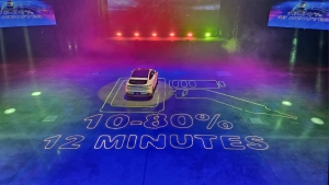 เปิดตัวรถยนต์ XPENG ด้วยโชว์ Laser Mapping