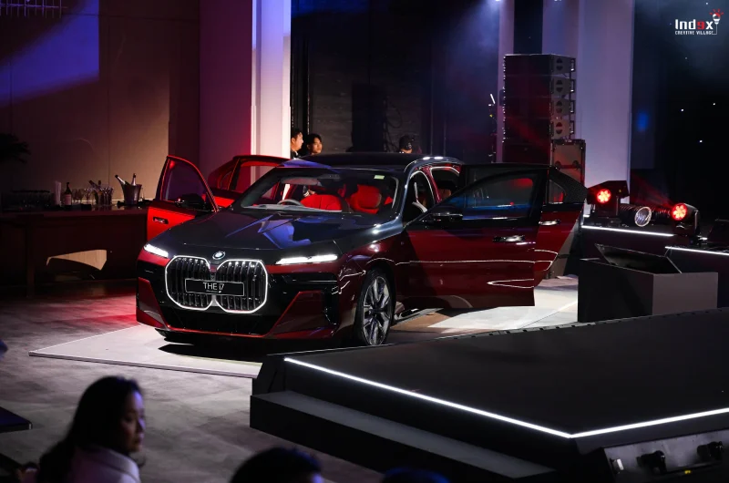 bmw-i7-the-incredible-7-series-luxury-vehicle-showcase